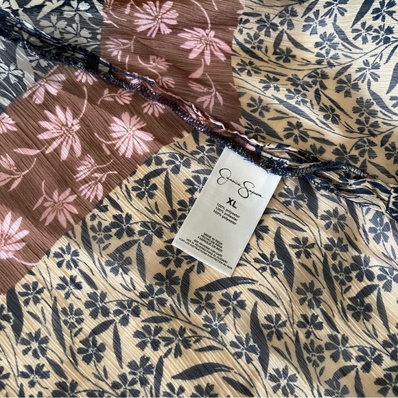 Jessica Simpson Blaine Kimono in Blooming Patchwork - Picture 9 of 9